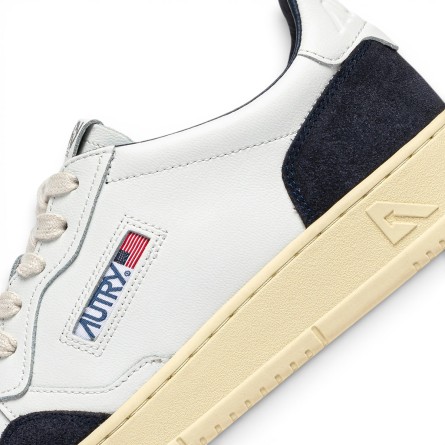 AUTRY - Medalist Low Sneakers