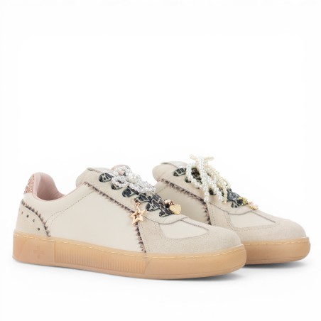 GIO+ - Leather sneakers with removable accessories