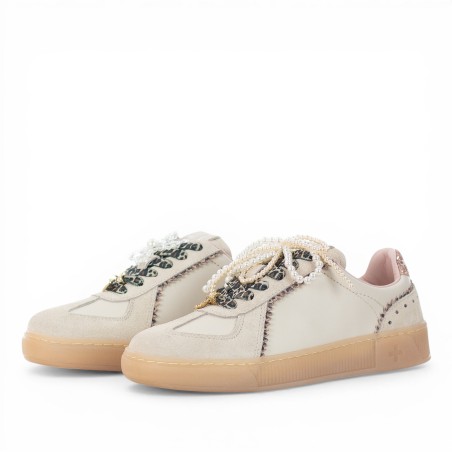 GIO+ - Leather sneakers with removable accessories