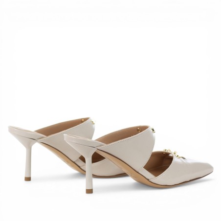 WO MILANO - Sabot en cuir brillant avec accessoires ornementaux